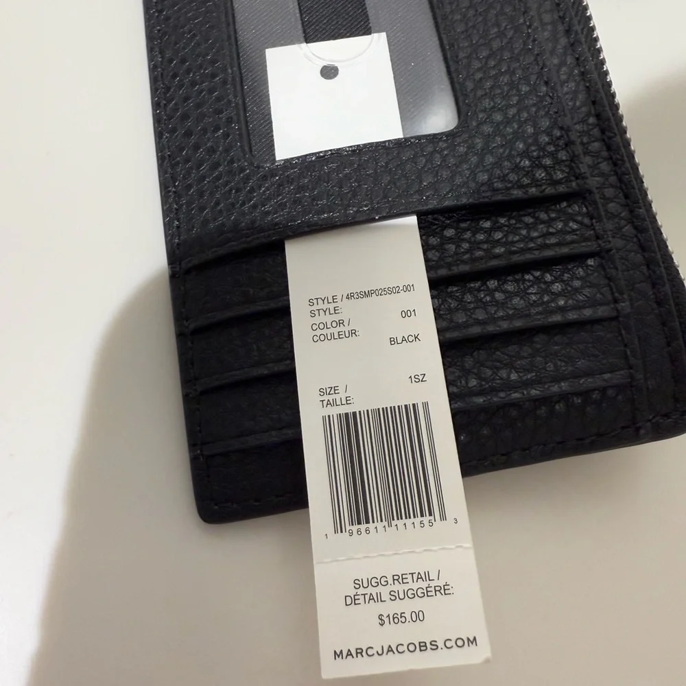 NWT Marc Jacobs bold wristlet